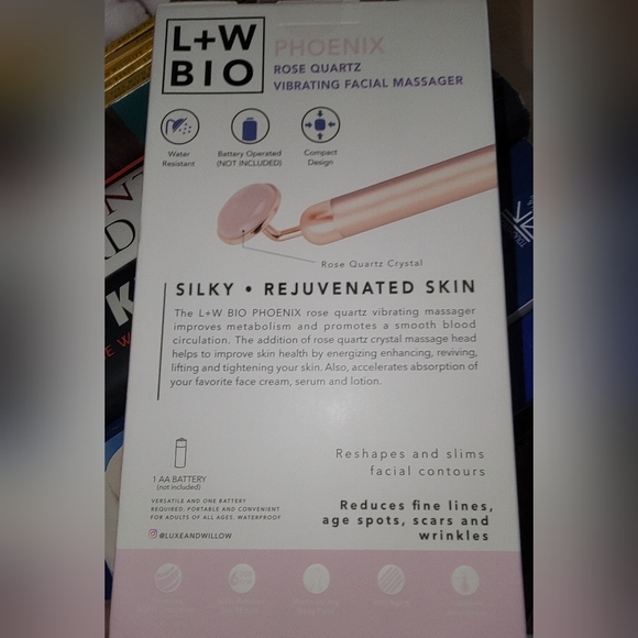 NIB Luxe + Willow Bio Phoenix Rose Quartz Vibrating Facial Massager - Picture 2 of 2